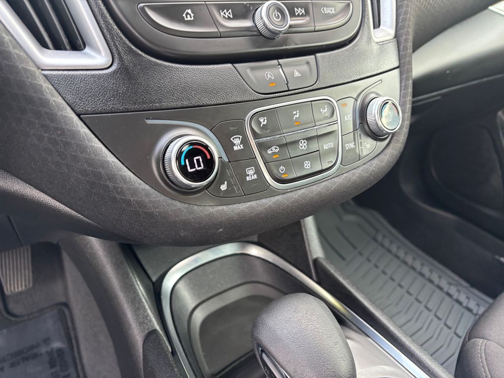 Used Car 2024 Chevrolet Malibu  Lt For Sale Under $25,000 In Austin, Texas