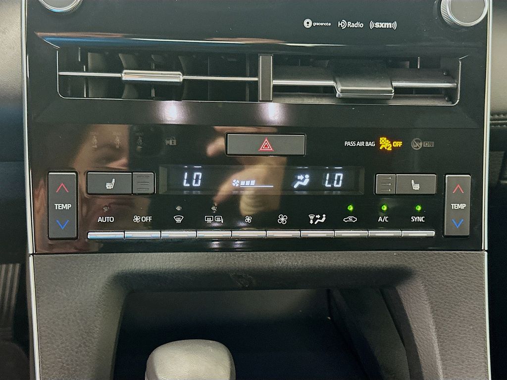 Thumbnail: 2022 Toyota Avalon - 15