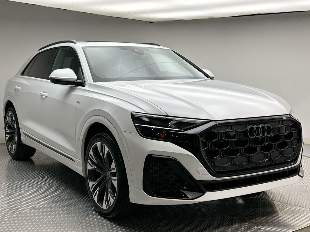 Thumbnail: 2026 Audi Q8 - 15