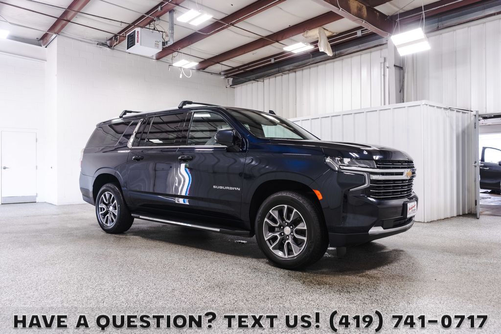 Midnight Blue Metallic 2022 Chevrolet Suburban SUV / Crossover Four-Wheel Drive 