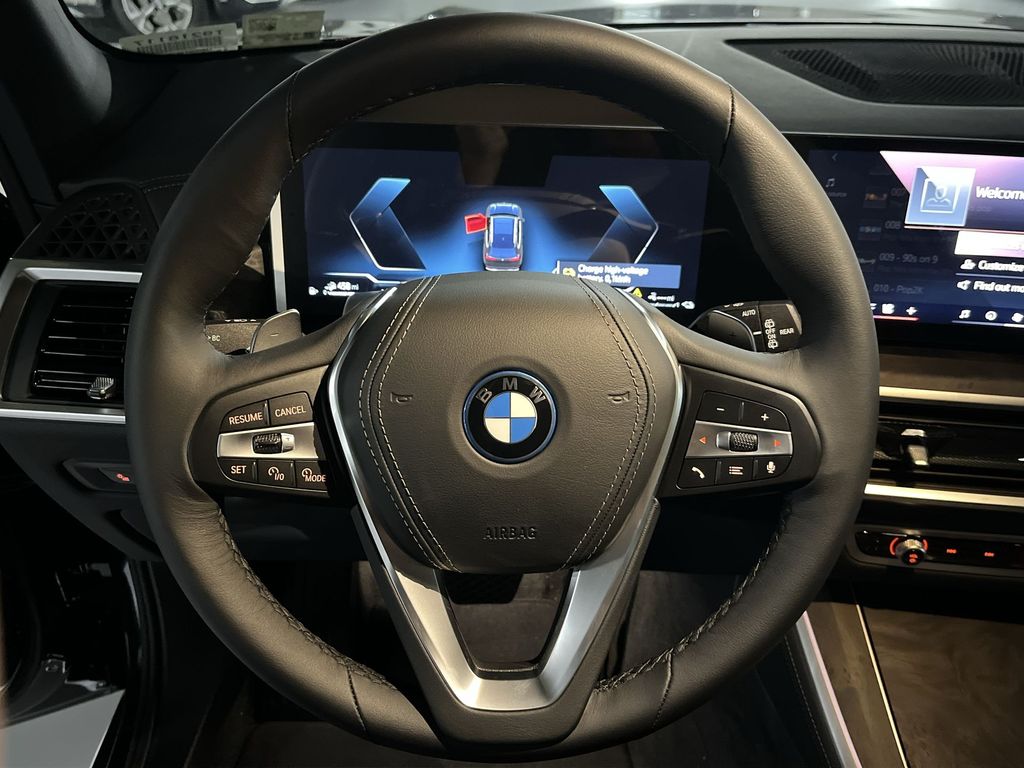 Thumbnail: 2026 BMW X5 - 14