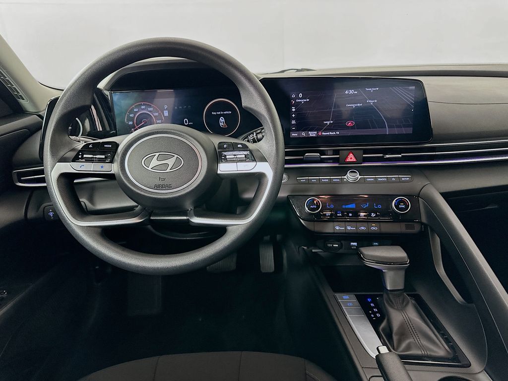 Thumbnail: 2024 Hyundai Elantra - 22