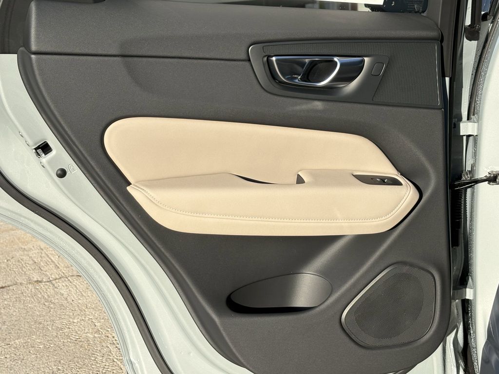 New 2026 Vapour Gray Volvo B5 Plus image 24