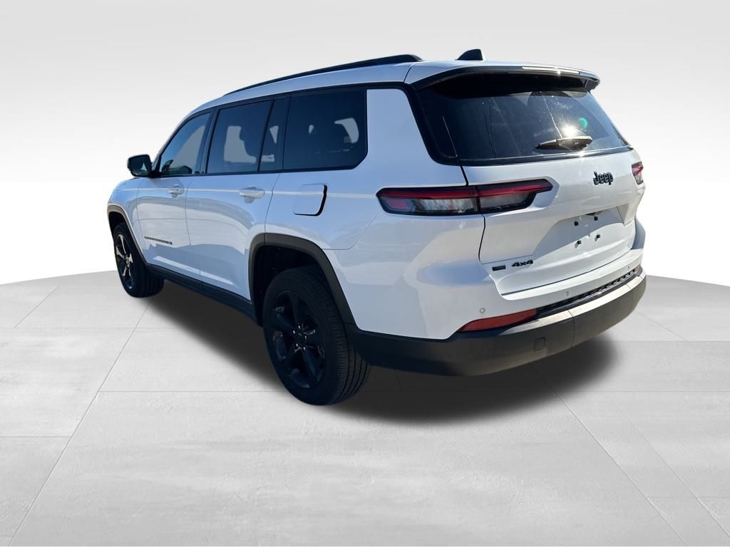 2023 Jeep Grand Cherokee L Altitude 6