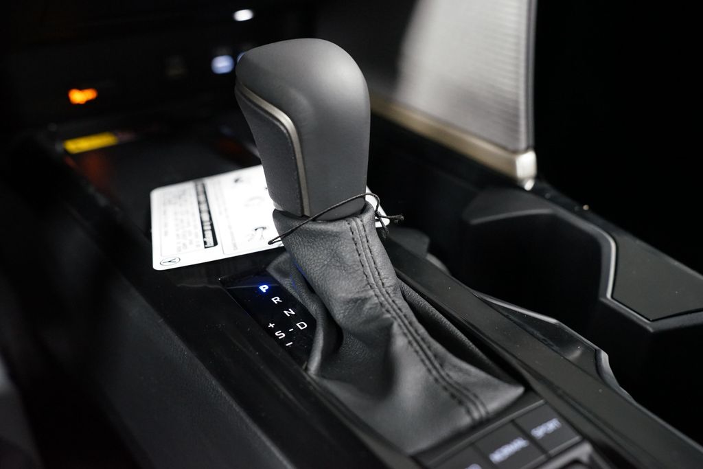 Thumbnail: 2026 Toyota Camry - 22