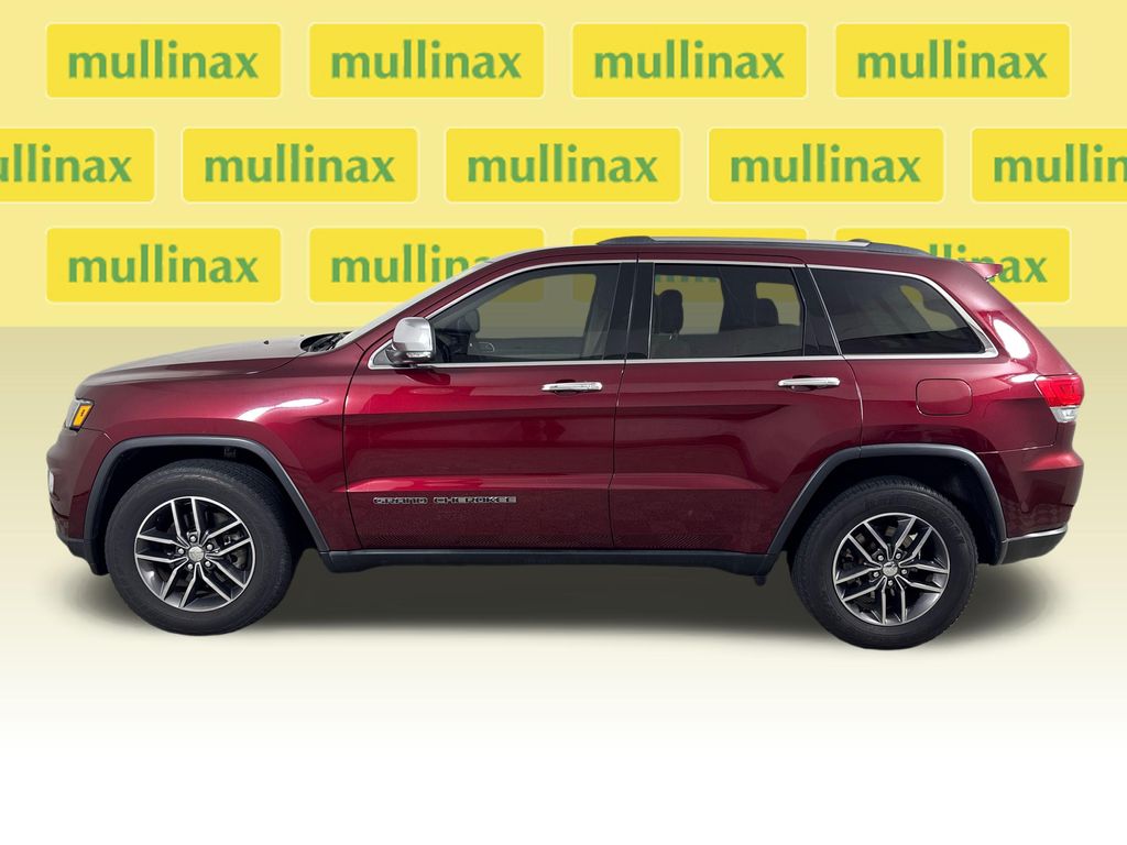 Used 2017 Red Jeep Limited image 13