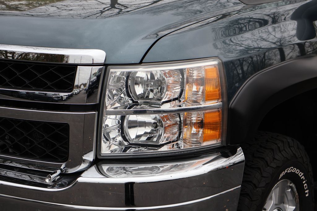 2013 Chevrolet Silverado 2500 LT 3