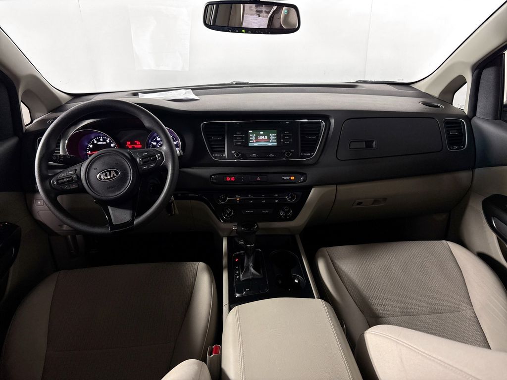 2016 Kia Sedona LX
