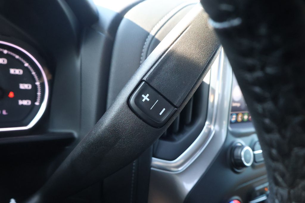 Thumbnail: 2021 Chevrolet Silverado 1500 - 21