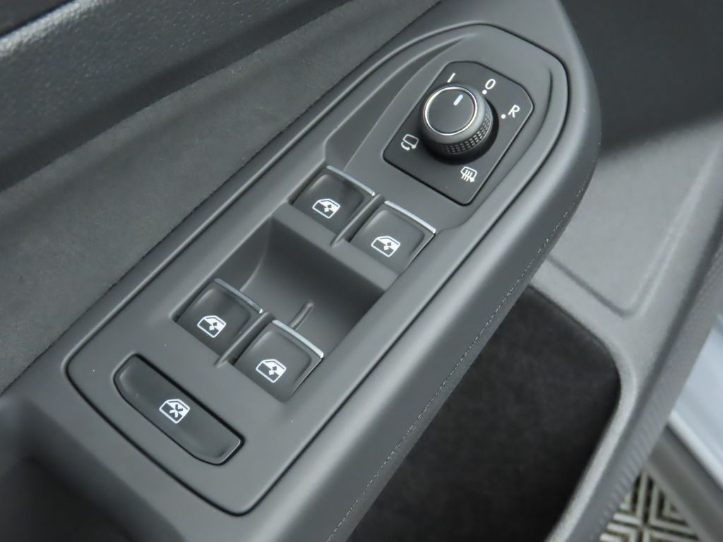 2024 Volkswagen Golf GTI SE 24