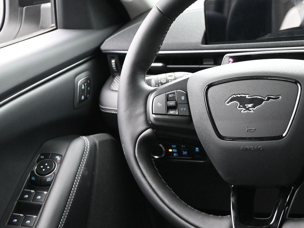 2025 Ford Mustang Mach-E Select