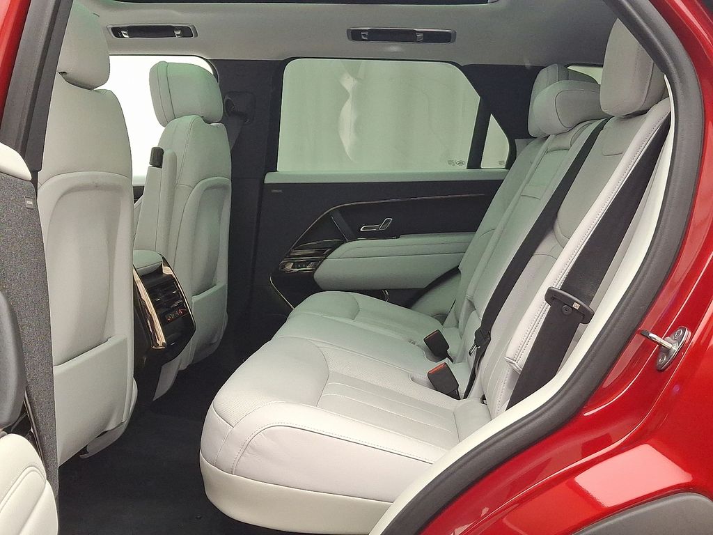 Thumbnail: 2023 Land Rover Range Rover Sport - 10