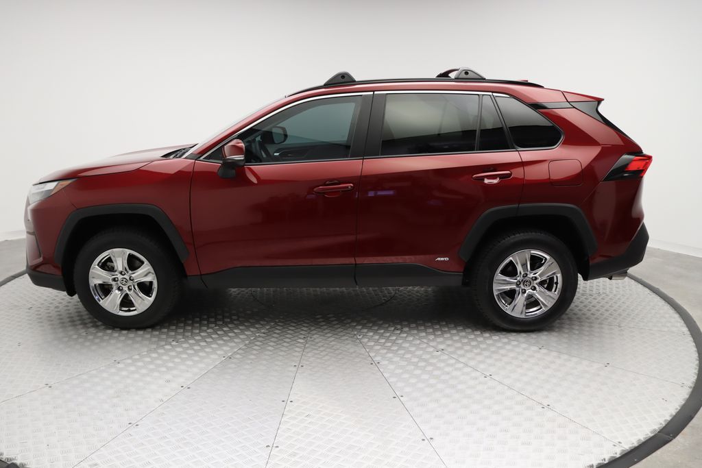2022 Toyota RAV4 XLE 12