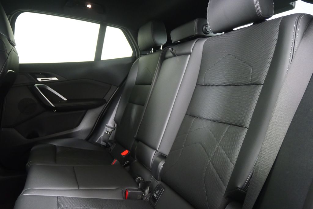 Thumbnail: 2025 BMW X2 - 15