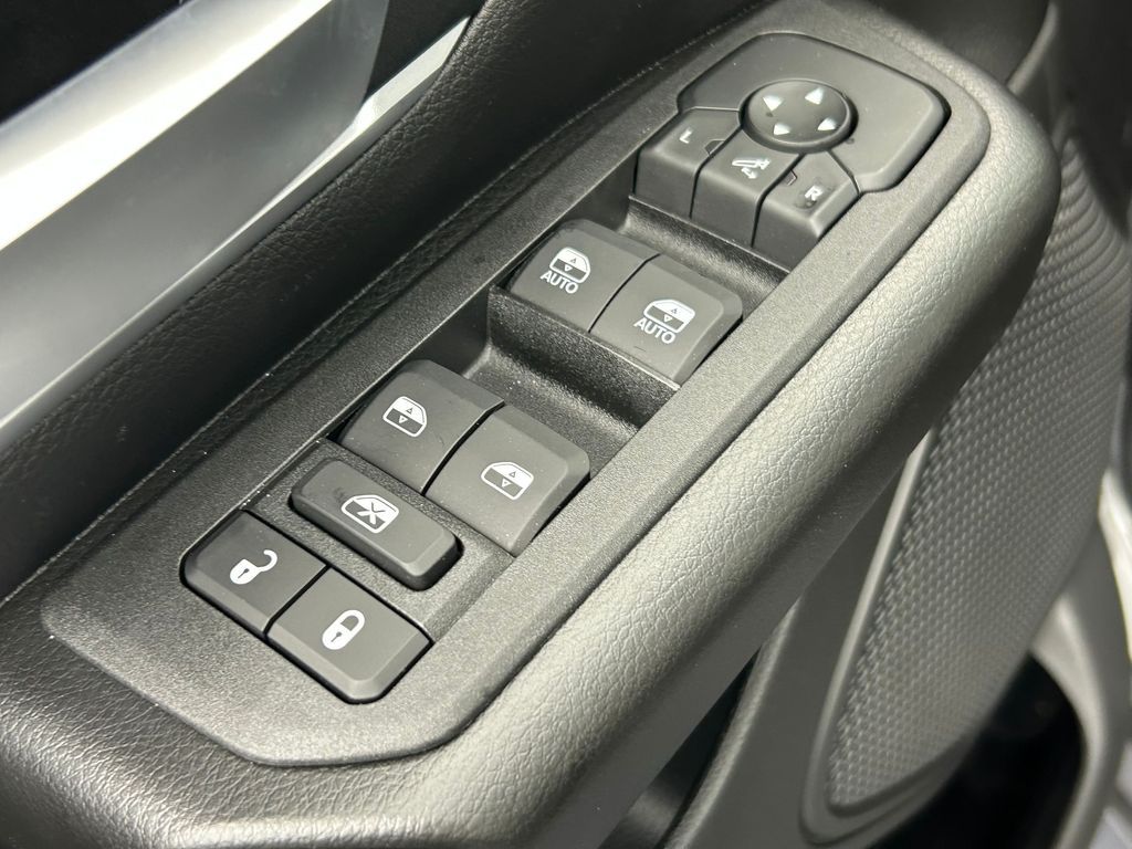 New 2026 Granite Crystal Metallic Clearcoat Ram Big Horn/Lone Star image 14