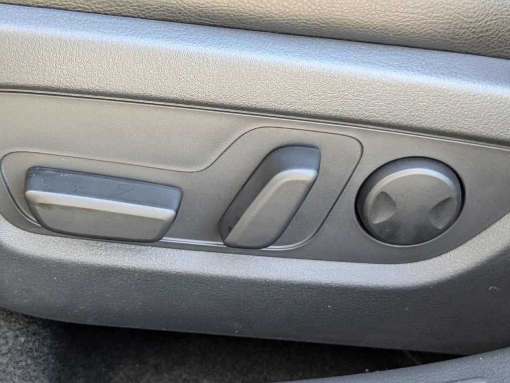 2025 Mazda CX-50 Hybrid Premium