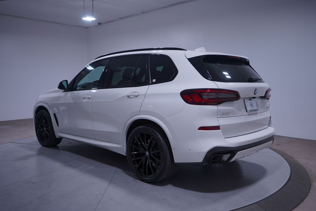 Thumbnail: 2023 BMW X5 - 3