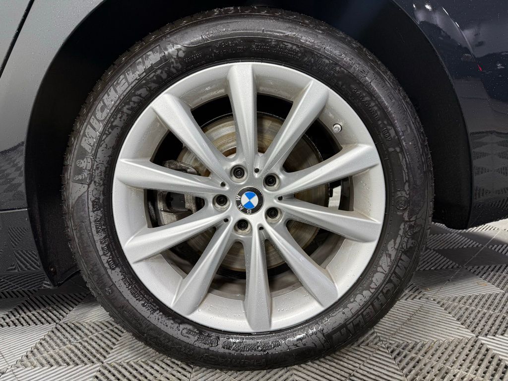 Thumbnail: 2022 BMW 7 Series - 10