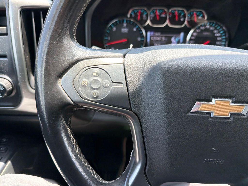 2018 Deep Ocean Blue Metallic Chevrolet Silverado 1500 LT RWD Truck