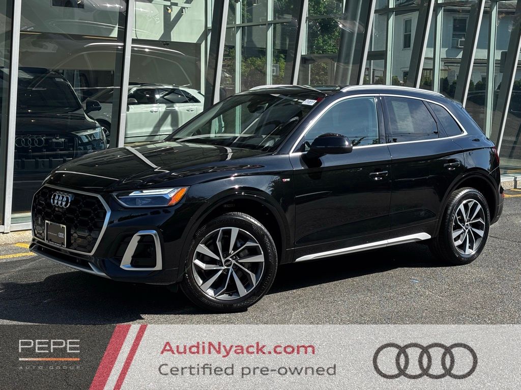 Black Metallic 2023 Audi Q5 SUV / Crossover All-Wheel Drive 7-Speed Automatic
