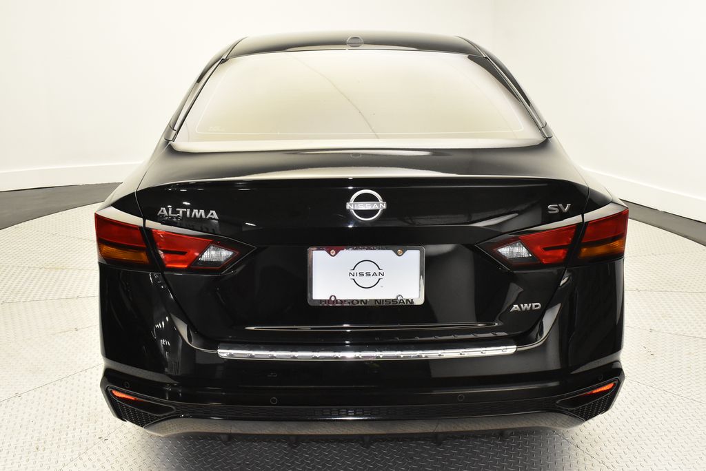 Thumbnail: 2023 Nissan Altima - 6