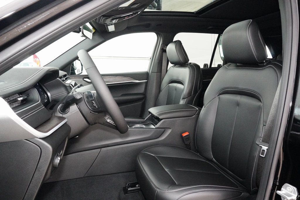 New Car 2025 Jeep Grand Cherokee  Limited For Sale Under $50,000 In Weatherford, Texas