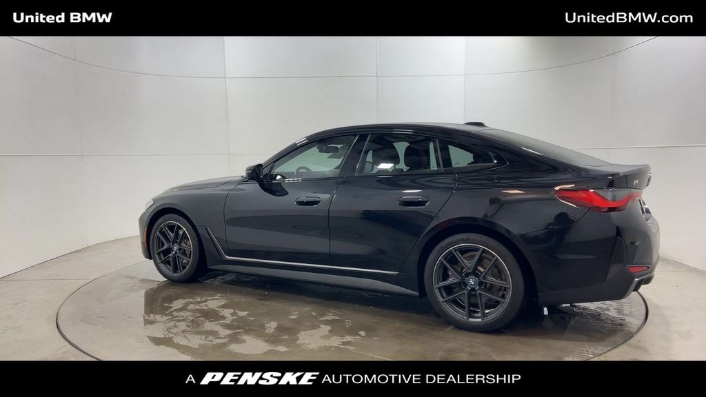 Thumbnail: 2023 BMW i4 - 6