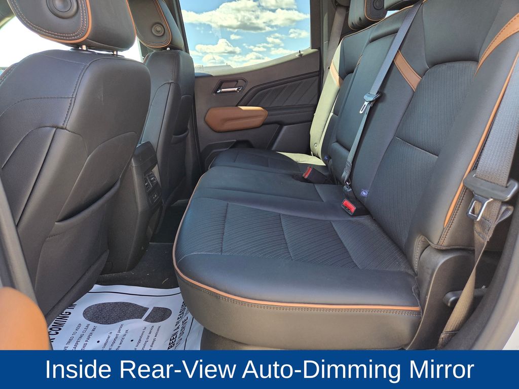 2023 GMC Canyon 4WD Crew Cab Short Box AT4