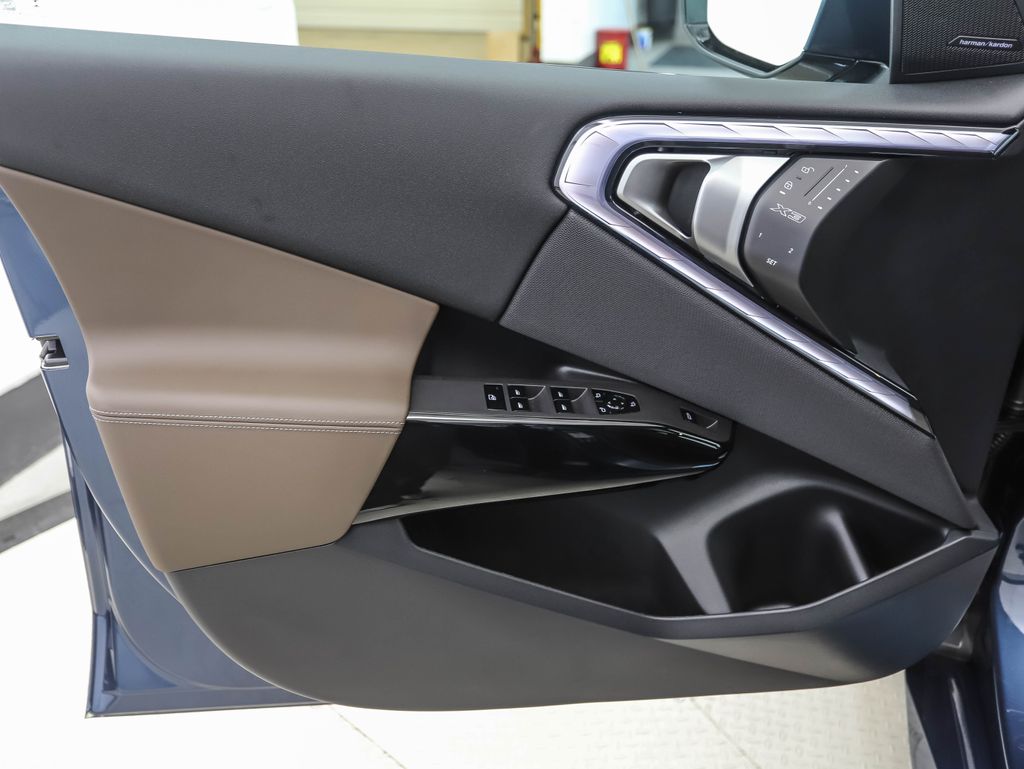 Thumbnail: 2026 BMW X3 - 10