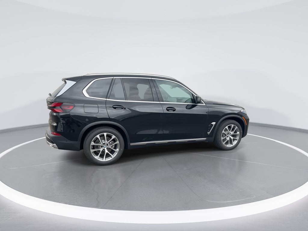 Thumbnail: 2026 BMW X5 - 8