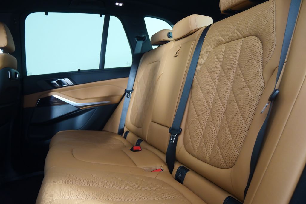 2026 BMW X5 xDrive40i 16