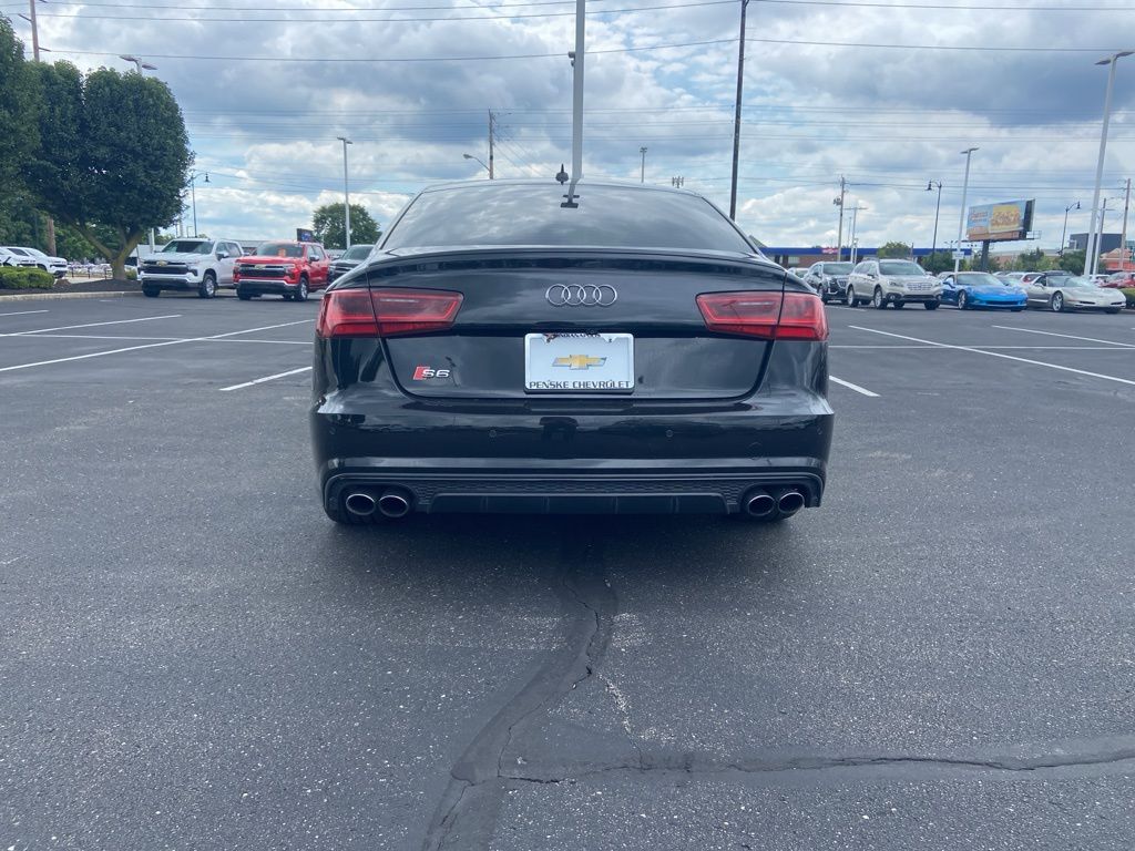 Thumbnail: 2017 Audi S6 - 4