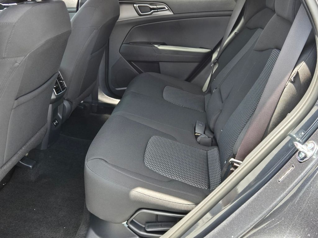 2027 Kia Sportage - $31,535