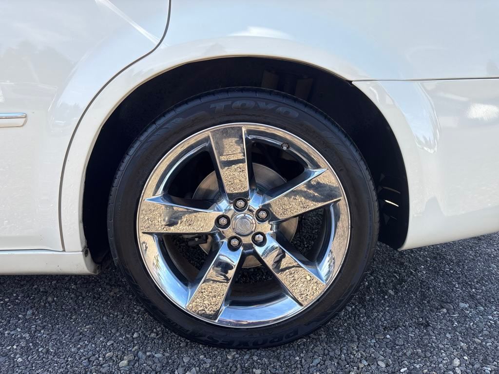 2008 Cool Vanilla Clearcoat Chrysler 300 Dub Edition RWD Sedan