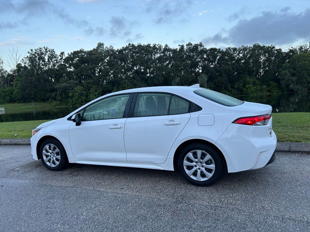 Thumbnail: 2023 Toyota Corolla - 3