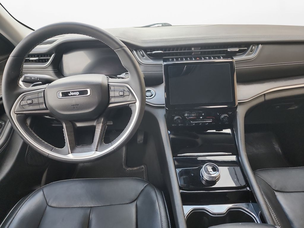 Used Car 2023 Jeep Grand Cherokee  Limited For Sale Under $30,000 In Austin, Texas