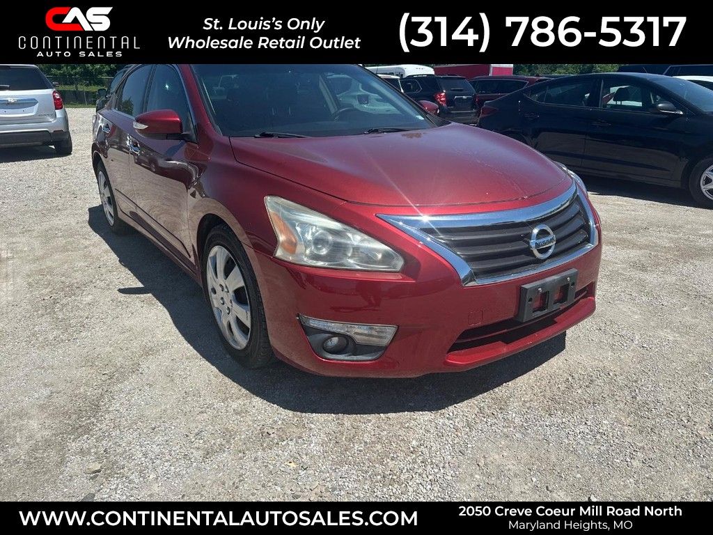 Cayenne Red Metallic 2013 Nissan Altima Sedan Front-Wheel Drive Continuously Variable Transmission