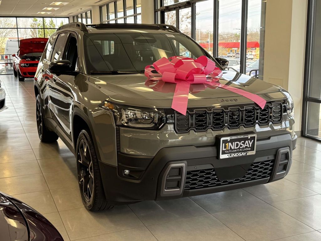 2026 Jeep Cherokee Overland 4WD