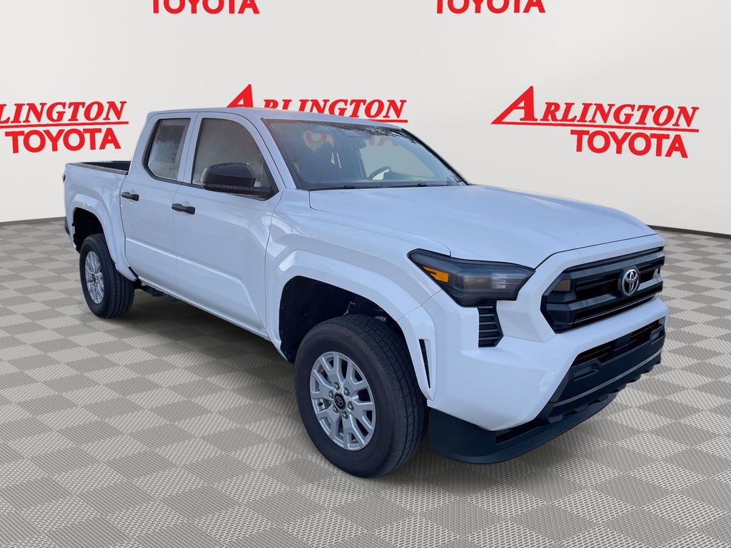 2025 Toyota Tacoma SR's photo