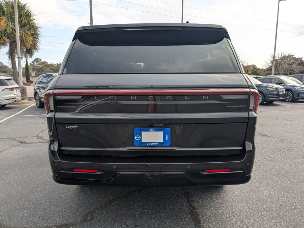 2025 Lincoln Navigator Black Label L