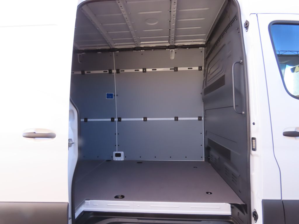 Thumbnail: 2026 Mercedes-Benz Sprinter - 25