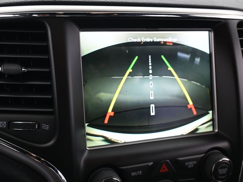 Used 2018 Bright White Clearcoat Jeep Altitude image 17