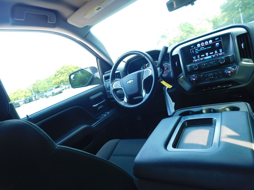 Thumbnail: 2018 Chevrolet Silverado 1500 - 6