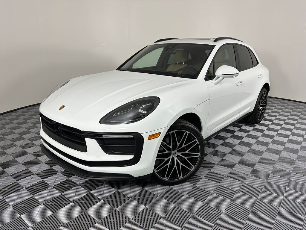 Thumbnail: 2026 Porsche Macan - 1