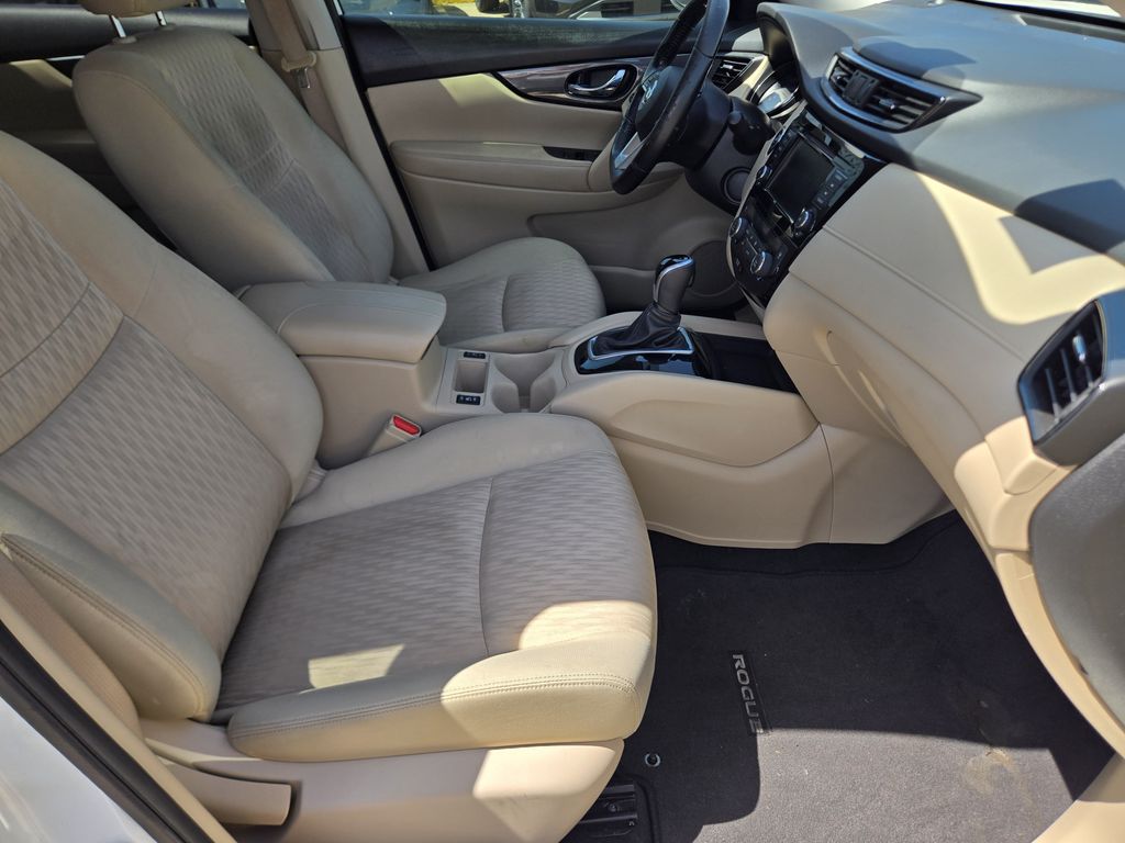 2020 Nissan Rogue SV White at Wharton Ford