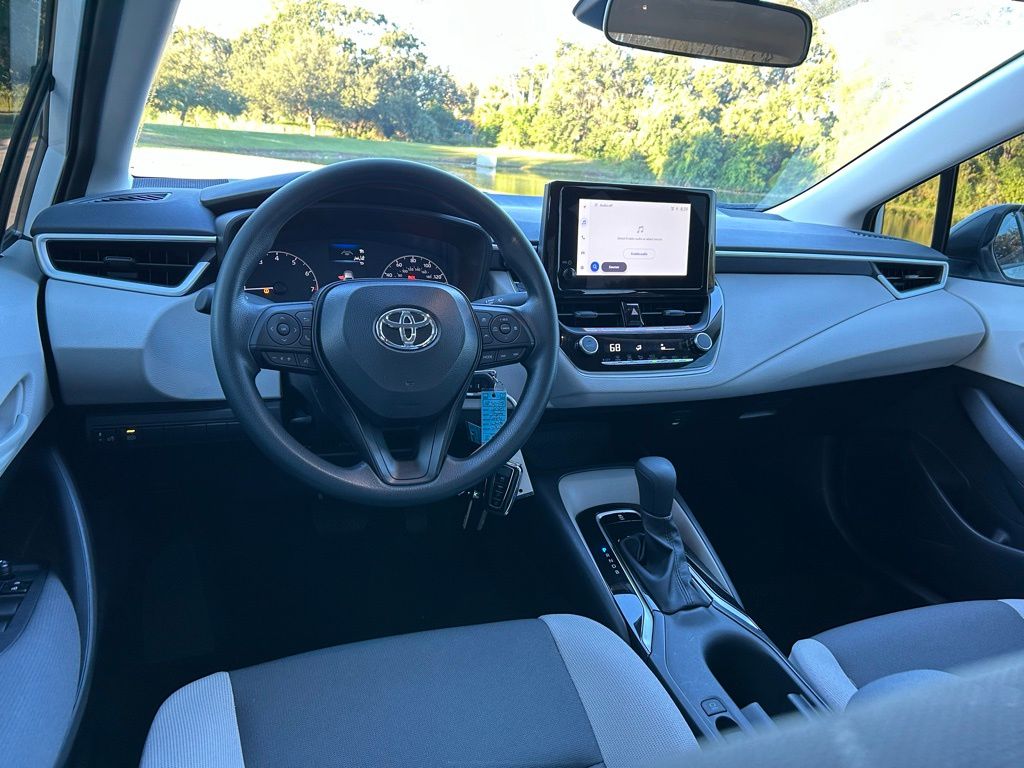 Thumbnail: 2025 Toyota Corolla - 10