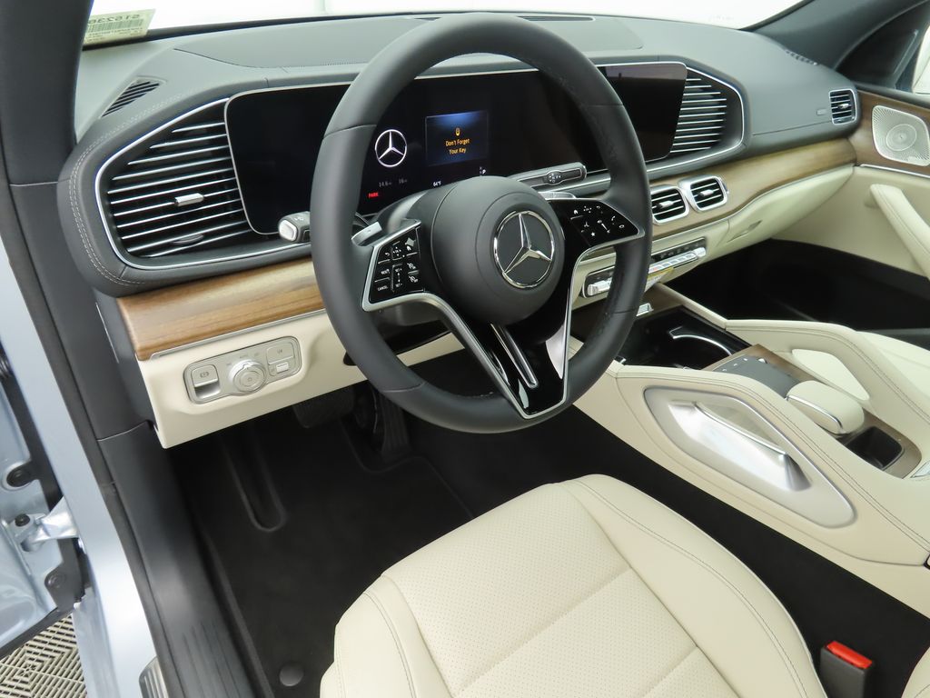 Thumbnail: 2026 Mercedes-Benz GLE - 9