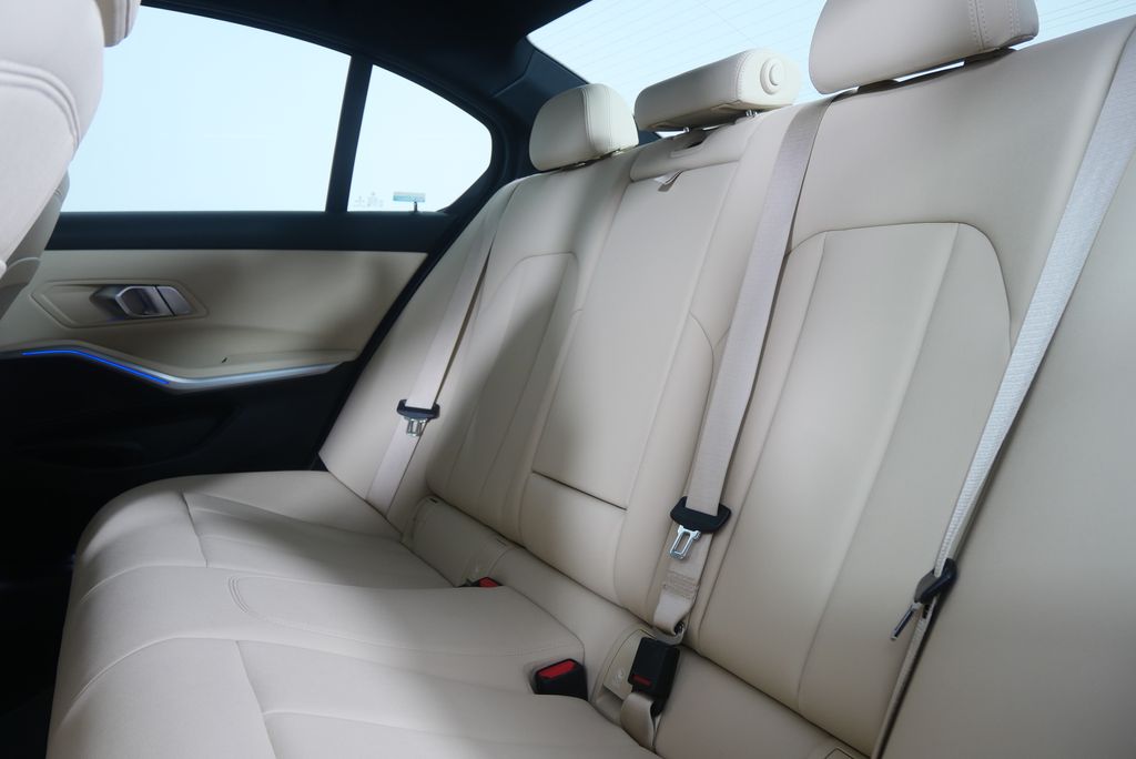 Thumbnail: 2020 BMW 3 Series - 15