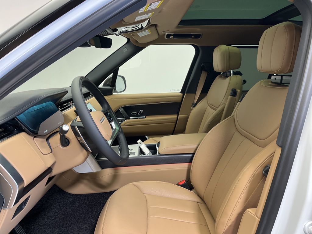 Thumbnail: 2026 Land Rover Range Rover - 13