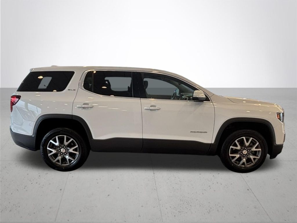 2022 GMC Acadia SLE